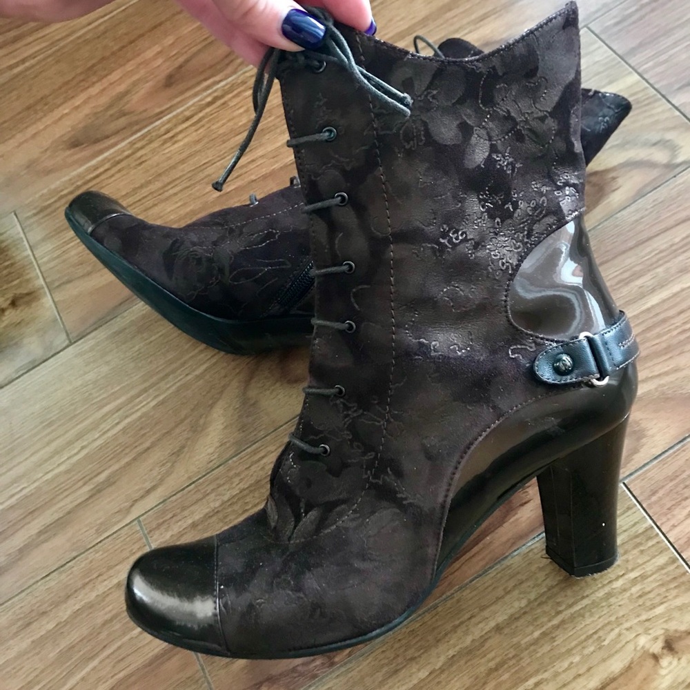 Italian boots stunning